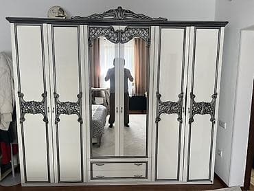 casa bella: Спальный гарнитур, Б/у, Двуспальная кровать, Самовывоз — 2