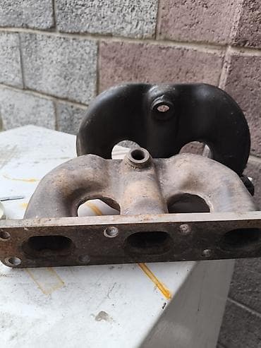 Детали двигателя и моторы в сборе: Коллектор BMW Б/у, Оригинал, Германия — 2