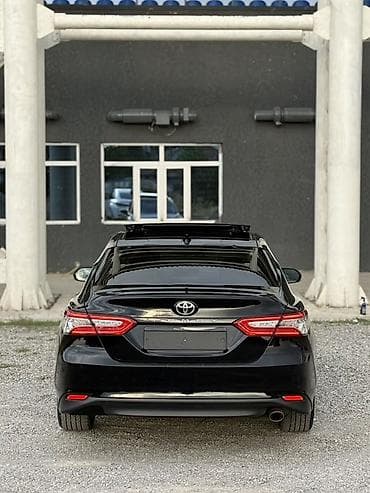 Toyota Camry: 2020 г., 2.5 л, Автомат, Бензин, Седан — 5