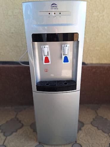 Хлебопекарное оборудование: Электроплита Indesit + напольный кулер для воды CORONA Электроплита — 2