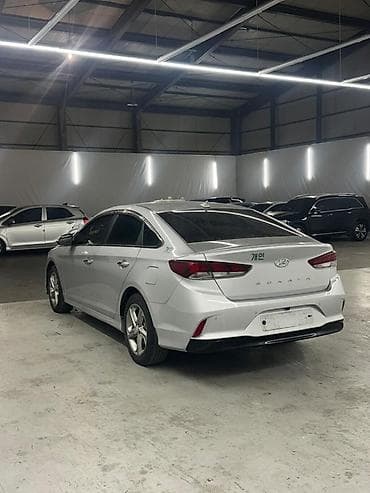 santa fe 4: Hyundai Sonata: 2022 г., 2 л, Автомат, Газ, Седан — 8