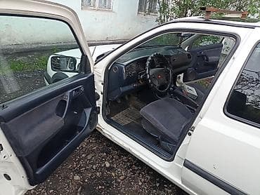 mini cuper: Volkswagen Golf: 1994 г., 1.8 л, Ручные, Бензин, Хэтчбэк — 9