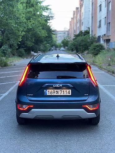 Транспорт: Kia Niro: 2022 г., 1.6 л, Автомат, Гибрид, Кроссовер — 9