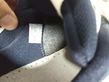 nike react: Продам кроссовки в хорошем состоянии без дефектов и запаха. Размер — 7