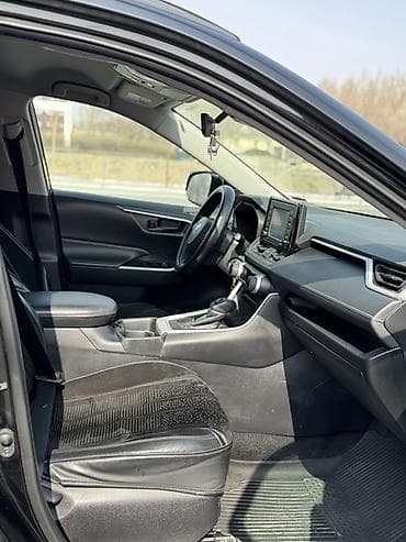 4 5мм: Toyota RAV4: 2021 г., 2.5 л, Автомат, Бензин, Кроссовер — 6