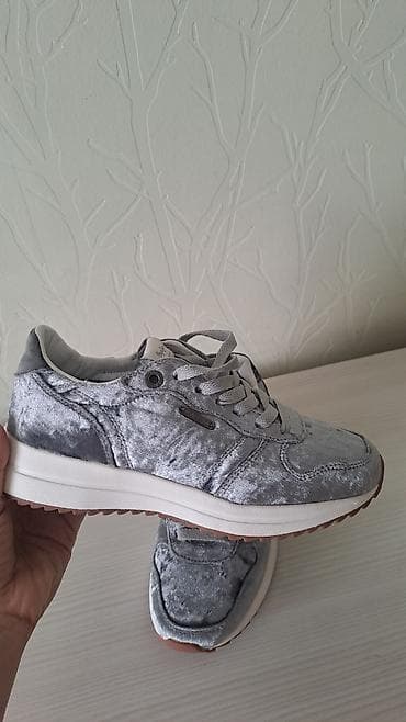 nike react: Бархатные Кроссовки Pepe Jeans London
размер 37 — 4
