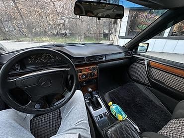 глушитель w211: Mercedes-Benz W124: 1993 г. — 2