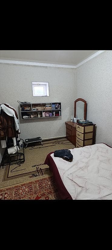аламаидин 1: 🏠🏠🏠 5 бөлмөлүү жер үй сатылат, баардык шарты менен. Суу Свет Газ — 1