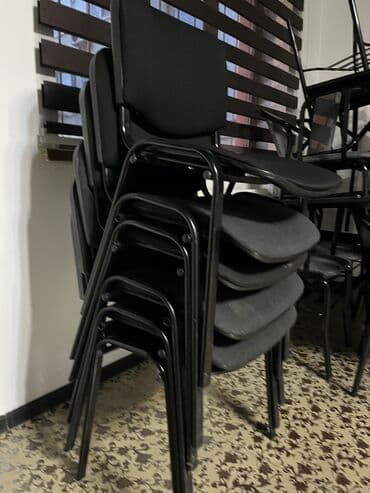 Офисная мебель: Стул для зала, Б/у, Железо — 4