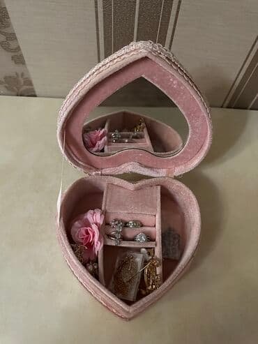 Продаю очень красивый органайзер