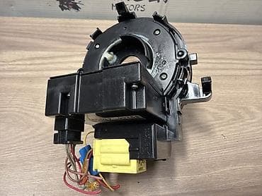 Автозапчасти: Шлейф рулевой колонки (clock spring) Toyota Highlander Оригинальный — 2