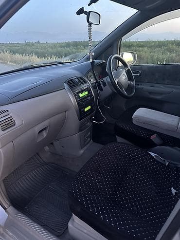 3d коврики: Mazda PREMACY: 2004 г., 1.8 л, Автомат, Минивэн — 10