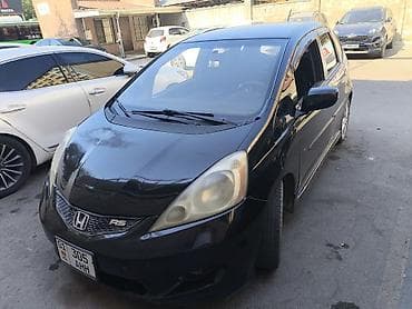 fit shuttle: Honda Fit: 2009 г., Вариатор, Бензин, Хэтчбэк — 3