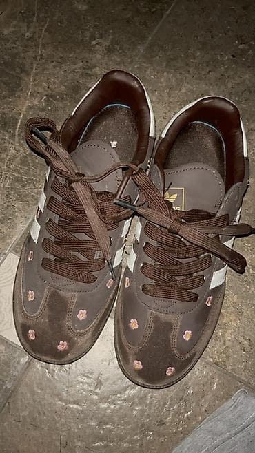 tech flecee: Кроссовки, 39, 39.5, Adidas, Новый, цвет - Коричневый, Бесплатная доставка — 3