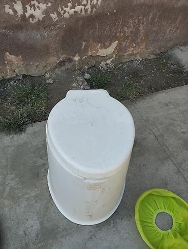 Портативный туалет (биотуалет без жидкости) с внутренним ведром -