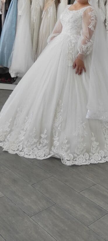 пышное фатиновое свадебное платье: Свадебное платье, One size, Б/у — 5