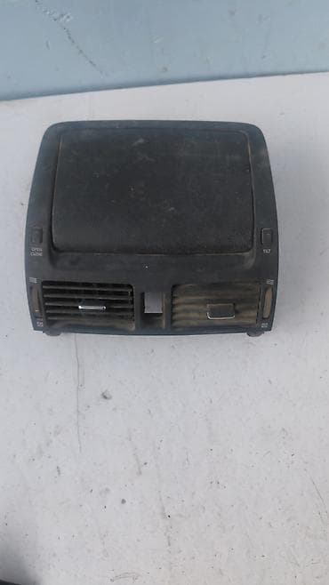 Дефлектор воздуховода Toyota 2006 г., Б/у, Оригинал, Япония — 1