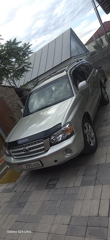 Toyota Highlander: 2003 г., 2.4 л, Автомат, Бензин, Кроссовер