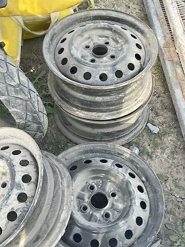 audi a8l: Железные Диски R 15 отверстий - 4 — 4