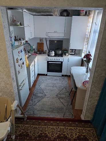 продаю 3х комн кв: 3 комнаты, 60 м², 104 серия, 1 этаж, Евроремонт — 3