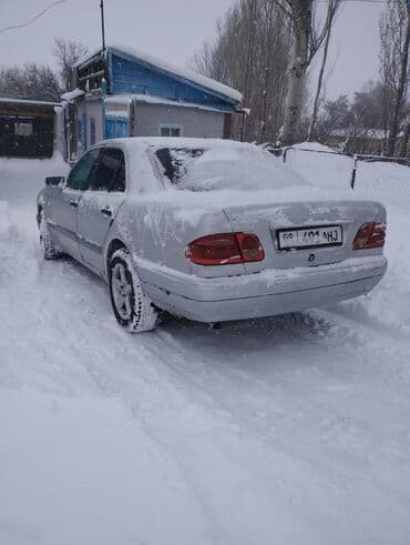 Mercedes-Benz E-Class: 1996 г., 2.2 л, Механика, Бензин, Седан — 5
