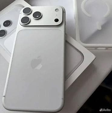 IPhone 17 Pro Max, Б/у, 256 ГБ, Белый, Коробка, 100 %