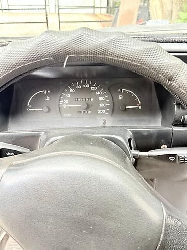2107 2010: Daewoo Nexia: 2005 г., 1.5 л, Механика, Газ, Седан — 4