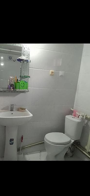 дом барачной: 65 м², 4 комнаты, Без подселения — 4