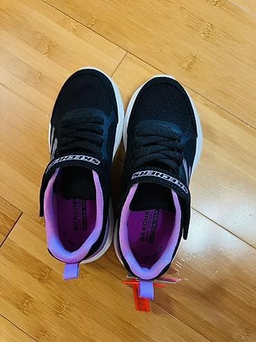 Детские кроссовки Skechers - Модель с эластичной шнуровкой и