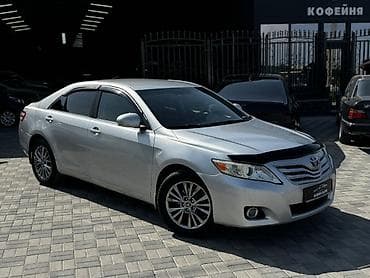 Toyota Camry: 2011 г., Седан