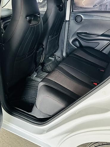 e 303: BYD E2: 2023 г., Автомат, Электромобиль, Кроссовер — 2
