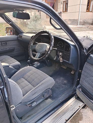 авто с кореи: Toyota Hilux Surf: 1993 г., 2.5 л, Автомат, Дизель, Внедорожник — 7
