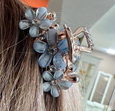 касметика для девочек: Модная заколка (краб) для волос с цветами и стразами для девочек — 2