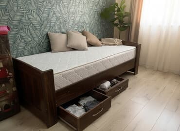 купить односпальную кровать с матрасом: Продаю матрас. Кровать в подарок. Матрас брали год назад. Хорошего — 1