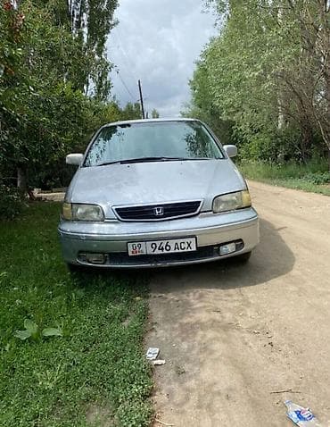 man 8: Honda Odyssey: 1995 г., 2.3 л, Автомат, Бензин, Минивэн — 2