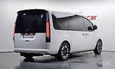 Транспорт: Hyundai Staria: 2024 г., 1.6 л, Робот, Гибрид, Минивэн — 10