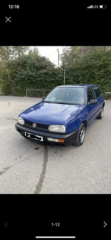 Volkswagen Golf: 1993 г., 1.6 л, Механика, Бензин, Хэтчбэк