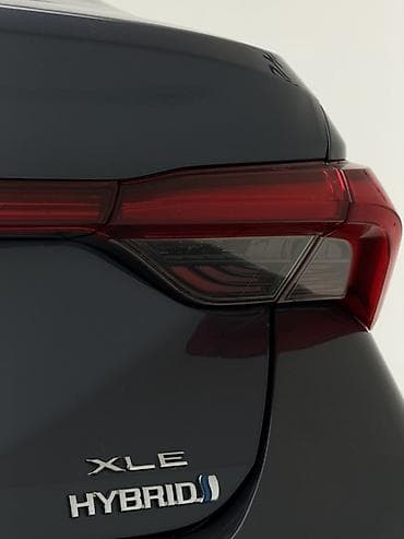 клим: Toyota Avalon: 2019 г., Гибрид, Седан — 7