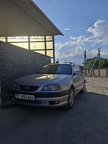 Транспорт: Toyota Avensis: 2001 г., 1.8 л, Механика, Газ, Универсал — 2