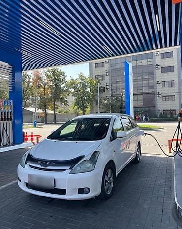 730: Toyota WISH: 2005 г., 1.8 л, Автомат, Бензин, Универсал — 1