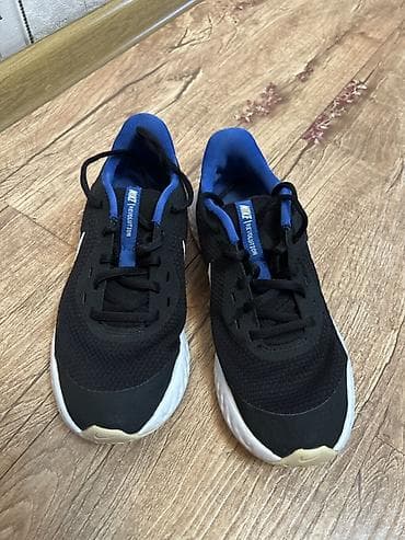 Мырзалардын бут кийими: Эркектердин кроссовкасы, 38, 38.5, Nike, Колдонулган, түсү - Кара, Өзү алып кетүү — 1