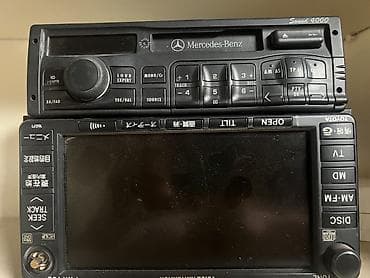Магнитола для автомобиля Mercedes-Benz Sound 4000 1) Mercedes-Benz