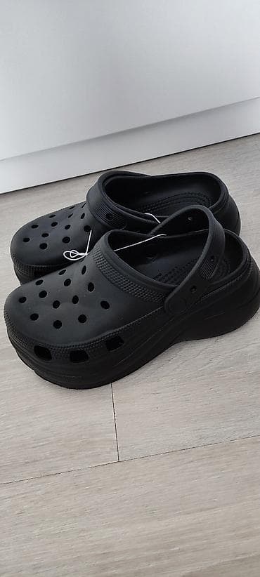обувь в рассрочку: Продаю аналоги Crocs. Новые!!! Ошиблась с размером при заказе. Размер — 4