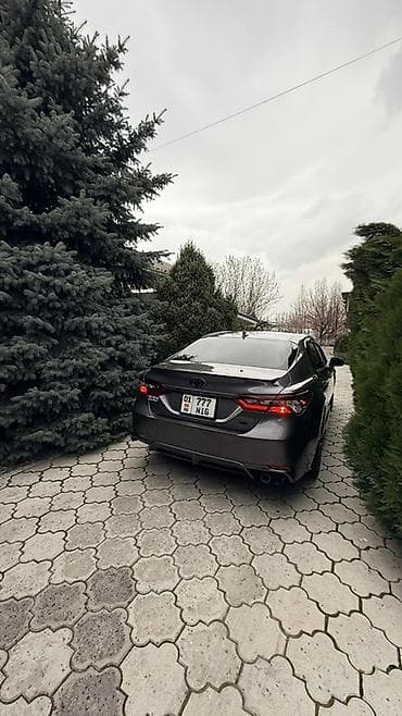 kia ray: Toyota Camry: 2021 г., Седан — 6