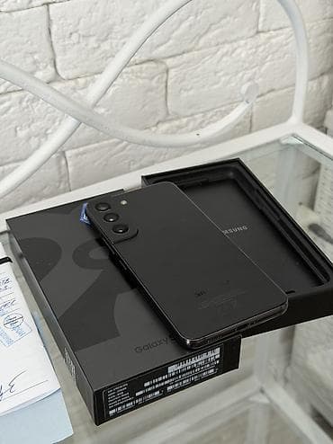 galaxy 22: Samsung Galaxy S22, Б/у, 256 ГБ, цвет - Черный, 1 SIM — 1