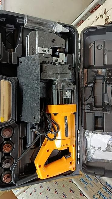 жестяный станок: Электрический гидравлический пробойник по металлу в кейсе Комплект — 1