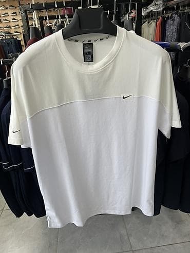 tech flees: Футболка Nike для мужчин - Модель: классическая футболка с коротким — 1