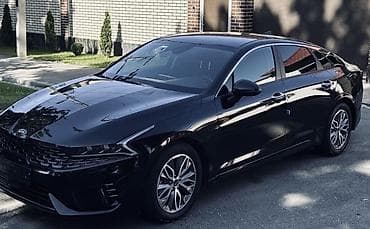 машина на кредит: Kia K5: 2022 г., Седан — 1