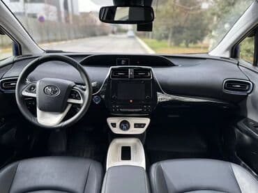 купить авто в рассрочку без первоначального взноса без банка: Toyota Prius: 2016 г., 1.8 л, Вариатор, Гибрид, Седан — 6