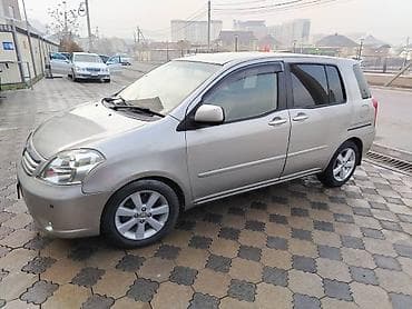 step rf3: Toyota Raum: 2003 г., 1.5 л, Автомат, Бензин, Хэтчбэк — 5